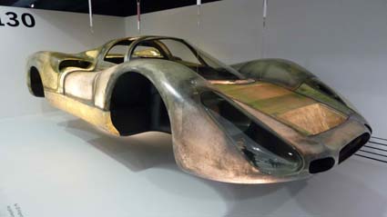 Porsche Museum: Form follows function!