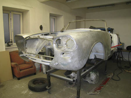 Lancia Flaminia Restaurierung: Ein Teil fehlt noch ...
