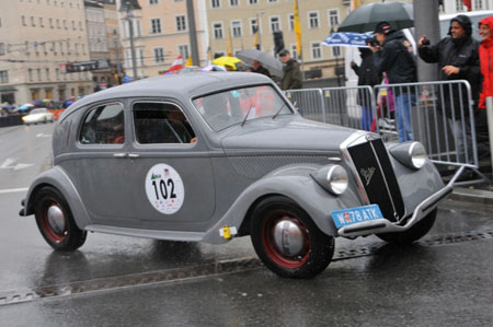 Gaisbergrennen 2013: Baujahr 1937 - Todesjahr von Vincenzo Lancia - eine ganz frühe Aprilia