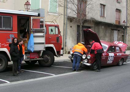 Rallye Monte Carlo Historique: Da konnte auch das beste Service nicht mehr helfen ...
