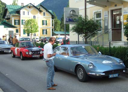 Die Castrol Sportwagen Alpentrophy 2009: Langsam kühlen Motoren und Bremsen ab....