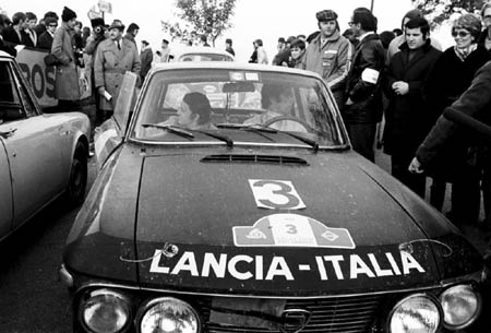 Mario Mannucci: 1000 Minuten Rallye 1971 - Zwangsrast in Seewiesen. Gesamtsieger mit Munari