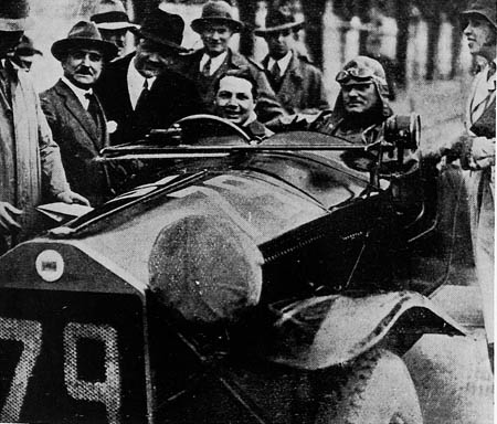 Italienische Straßenrennen: Mille Miglia 1929 - Strazza/Varallo auf Lambda - Klassensieg und 4. Platz