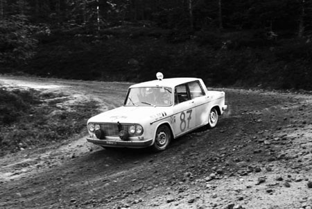 3-Städte-Rallye 1964: Radler/Kiesenebner auf der Fulvia Berlina 2C