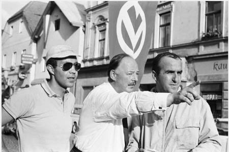 München-Wien-Budapest 1966: Leo Cella und Luciano Lombardini wird der Weg gewiesen