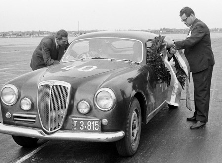 Lancia Aurelia B20: 1. Flugplatzrennen in Wien-Aspern 1957