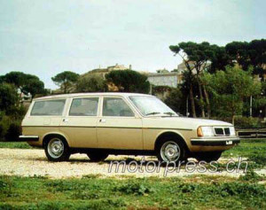 Lancia Auch an einen praktischen Familienkombi wurde gedacht, er blieb aber ein Einzelstück:
