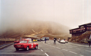 Alpenfahrt Classic Rallye 2002 - da oben im Nebel ist die Edelweißspitze