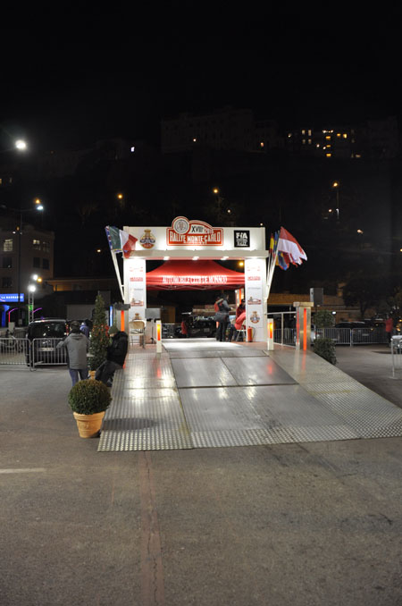 Rallye Monte Carlo Historique 2015: Abschussrampe zur "Nacht der langen Messer" - und Ziel