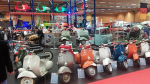 Autosalon Wels 2015 - bunte italienische "Ostereier"