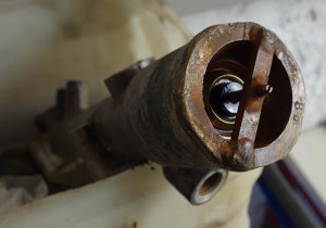 Thermostat - ausgebaut und geprüft. Ist in Ordnung.