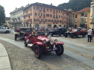 RILL GAZZETTA 22 - Varallo Sesia – Le Lambda in piazza